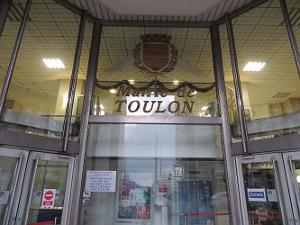 27 Toulon Entree de la Mairie